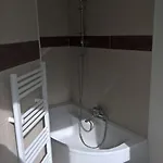 T4 Centre * Λούρδη